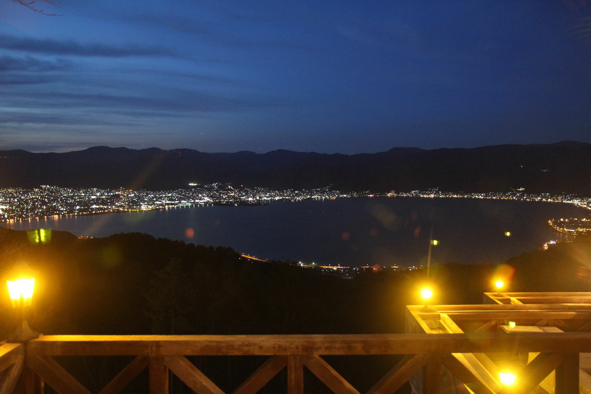 ホテル Suwakonomori Shikitei 諏訪市 エクステリア 写真