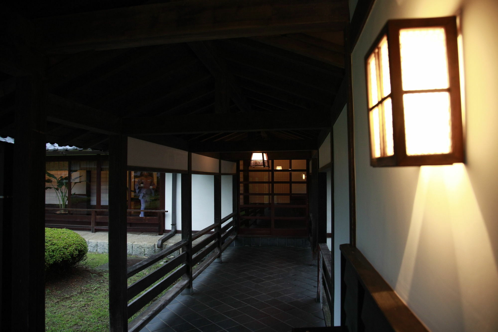 ホテル Suwakonomori Shikitei 諏訪市 エクステリア 写真